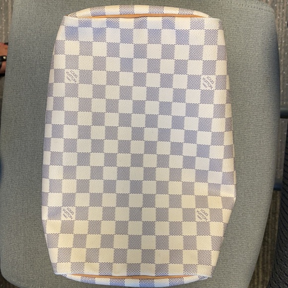 Louis Vuitton Speedy 30 - Picture 8 of 11